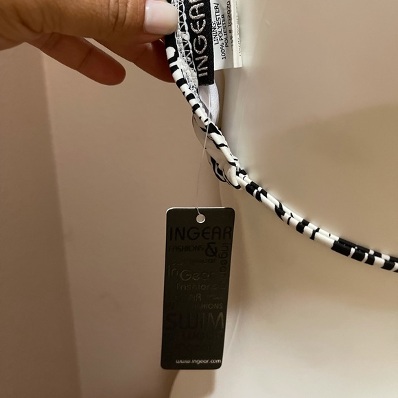 🆕Ingear 2pc Black and white bikini set. Sizes S-L - Picture 6 of 6